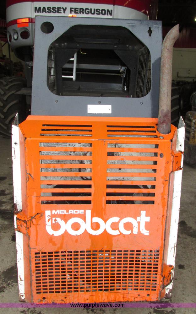 image for item H4569 1991 Bobcat 440B skid steer