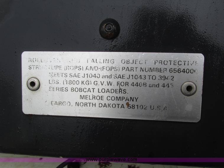 image for item H4569 1991 Bobcat 440B skid steer