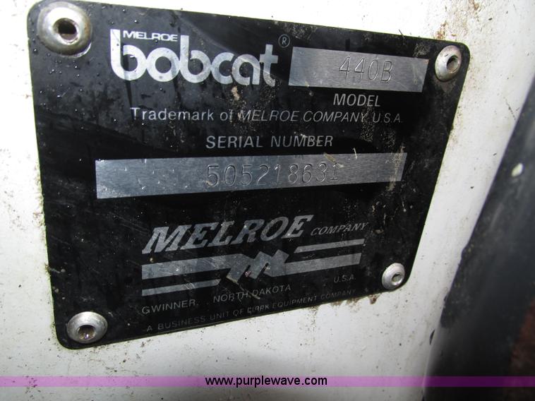 image for item H4569 1991 Bobcat 440B skid steer