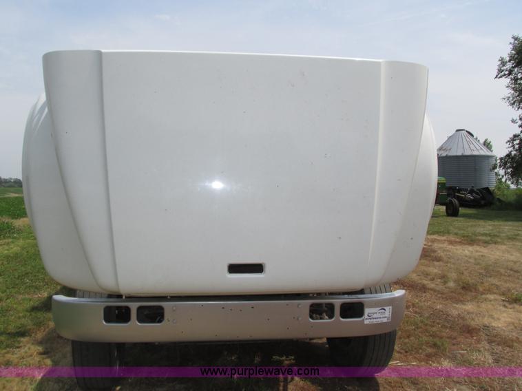image for item H4574 1994 International 4900 grain truck