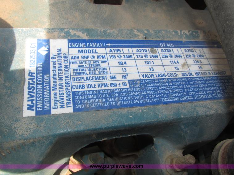 image for item H4574 1994 International 4900 grain truck