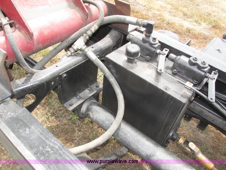 image for item H4574 1994 International 4900 grain truck