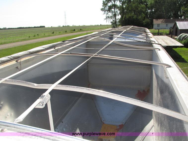 image for item H4601 1994 Timpte Super Hopper grain trailer