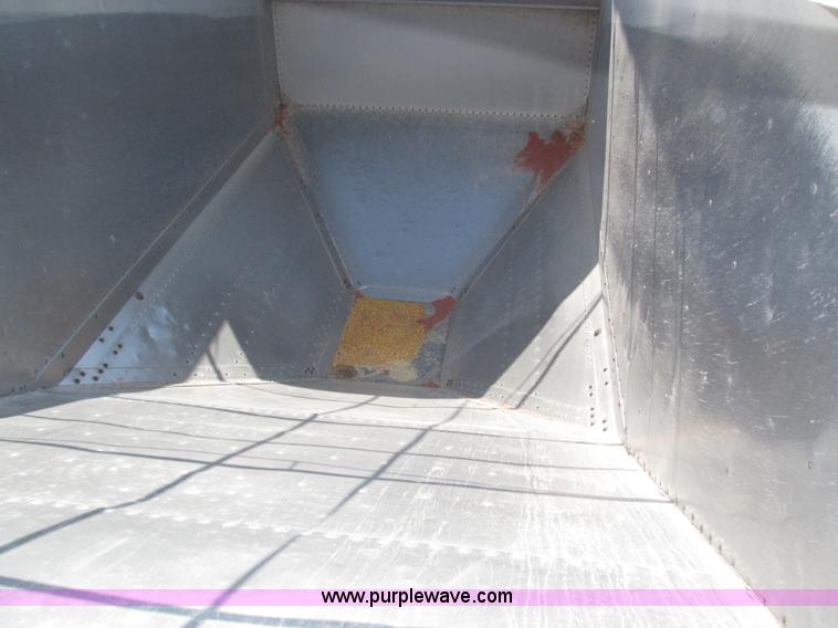 image for item H4601 1994 Timpte Super Hopper grain trailer