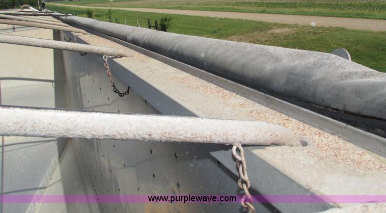 image for item H4601 1994 Timpte Super Hopper grain trailer