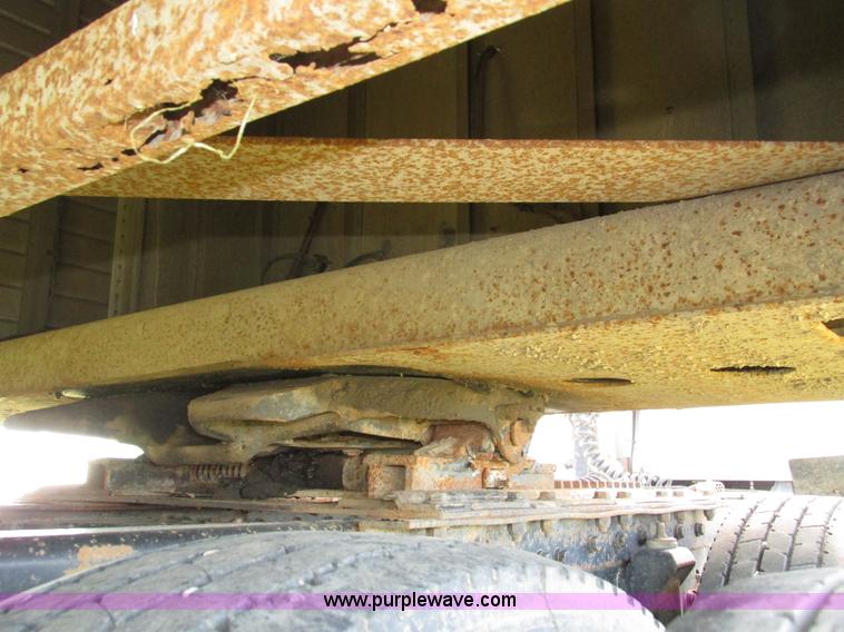 image for item H4601 1994 Timpte Super Hopper grain trailer