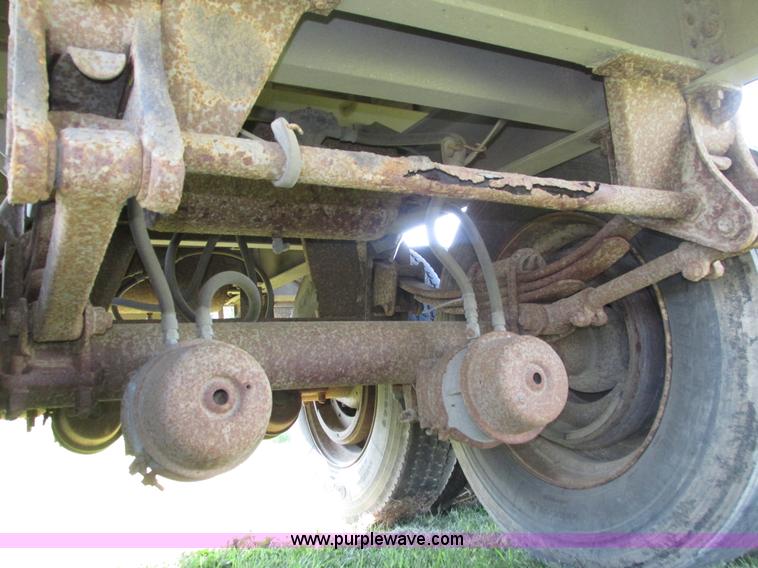 image for item H4601 1994 Timpte Super Hopper grain trailer