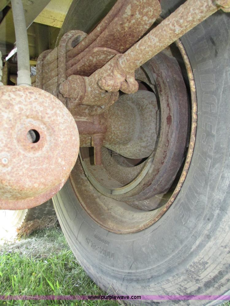 image for item H4601 1994 Timpte Super Hopper grain trailer