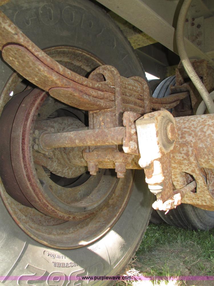 image for item H4601 1994 Timpte Super Hopper grain trailer