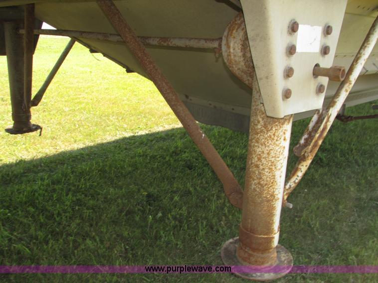 image for item H4601 1994 Timpte Super Hopper grain trailer