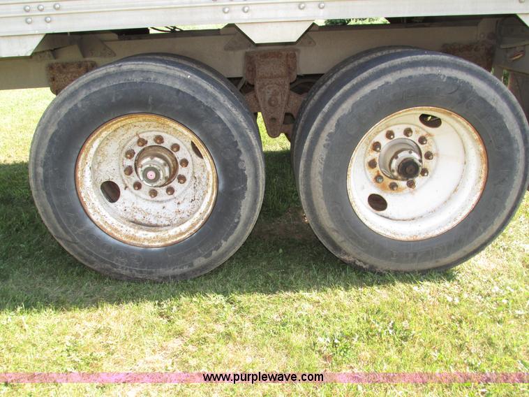 image for item H4601 1994 Timpte Super Hopper grain trailer