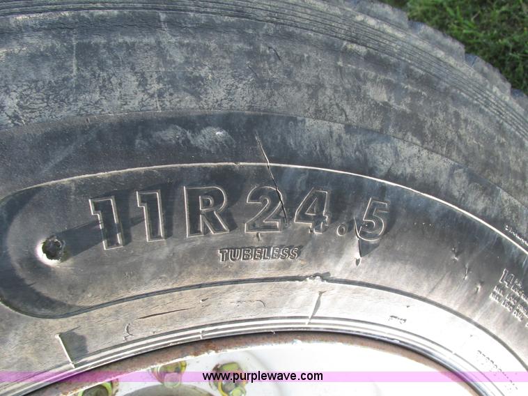 image for item H4601 1994 Timpte Super Hopper grain trailer