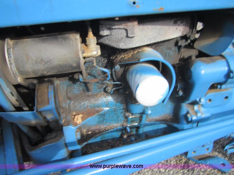 image for item I2114 1968 Ford 3000 tractor