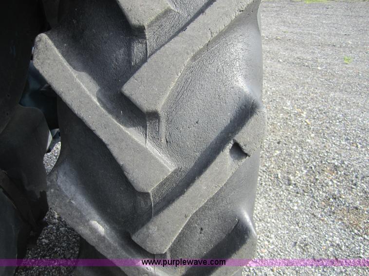 image for item I2115 1988 Ford 6610 Series II tractor