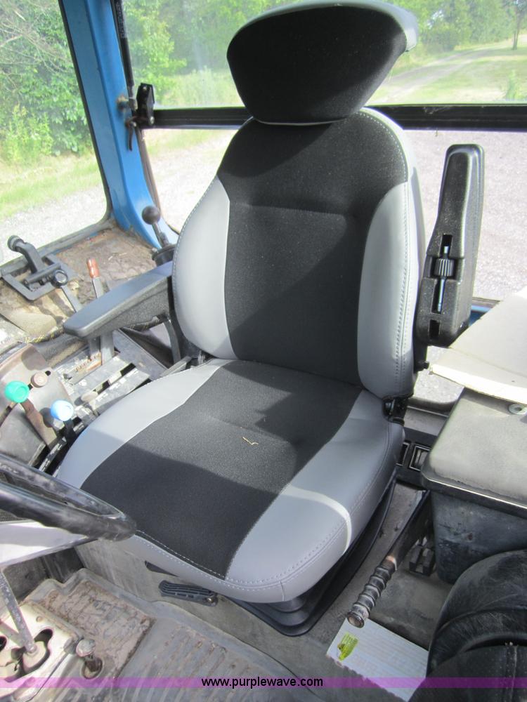 image for item I2115 1988 Ford 6610 Series II tractor