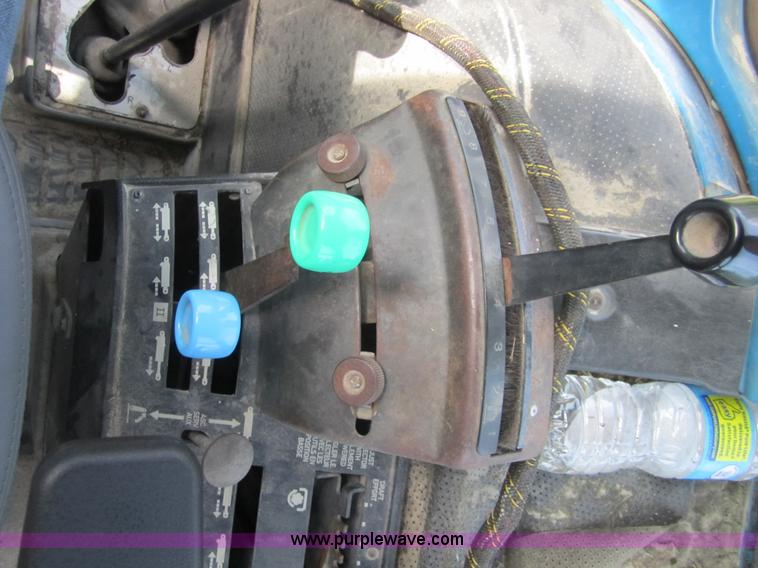 image for item I2115 1988 Ford 6610 Series II tractor