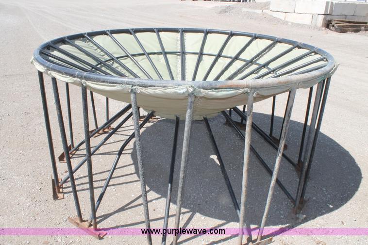 image for item J1468 6,200 gallon poly fertilizer tank