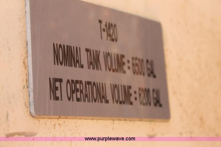 image for item J1490 6,200 gallon poly fertilizer tank