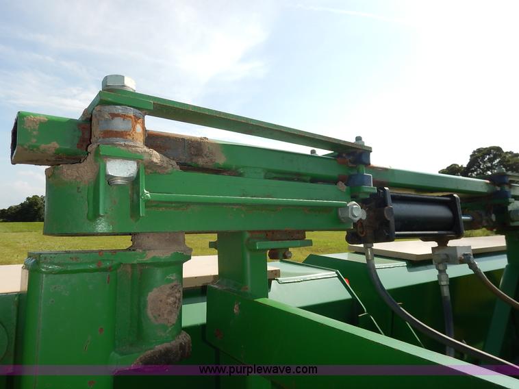 image for item J3760 Great Plains Solid Stand 24 grain drill