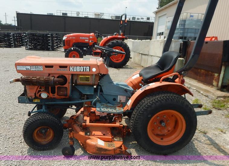 image for item J3795 1985 Kubota B6100 tractor