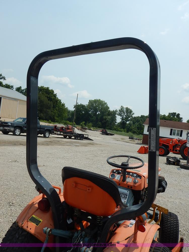 image for item J3795 1985 Kubota B6100 tractor