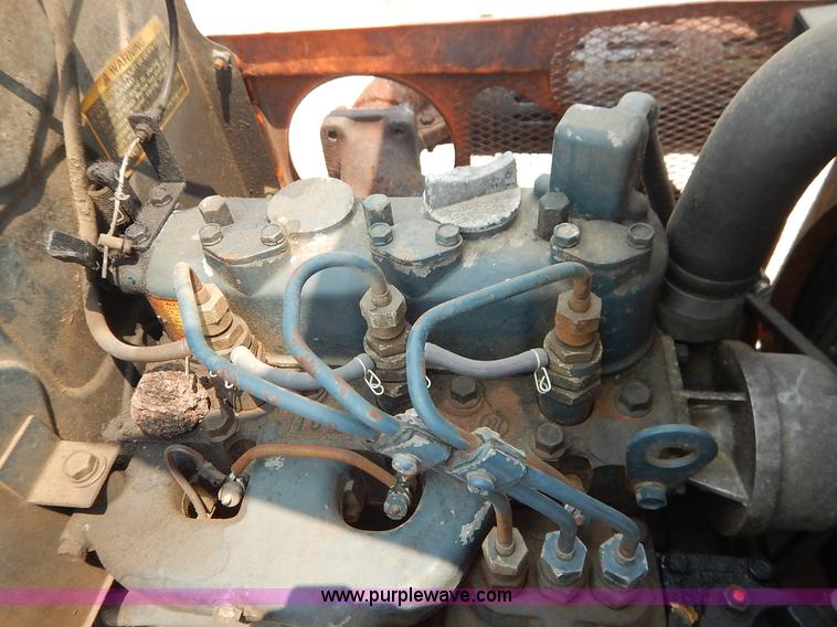 image for item J3795 1985 Kubota B6100 tractor