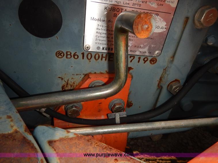 image for item J3795 1985 Kubota B6100 tractor