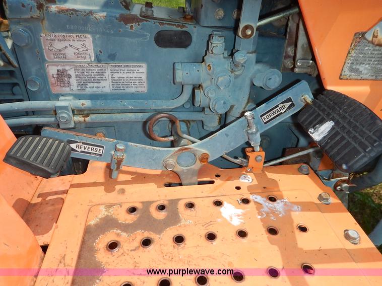 image for item J3811 1985 Kubota B8200 tractor