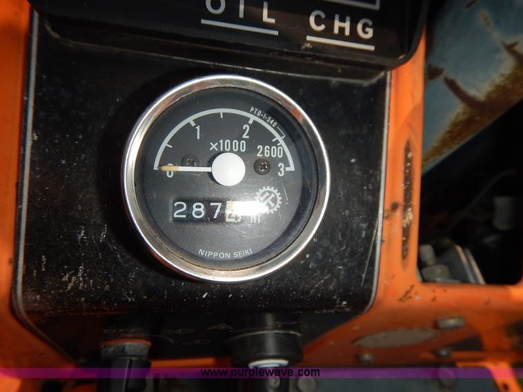 image for item J3811 1985 Kubota B8200 tractor