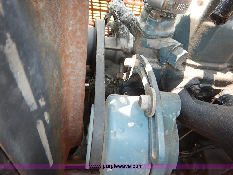 image for item J3811 1985 Kubota B8200 tractor