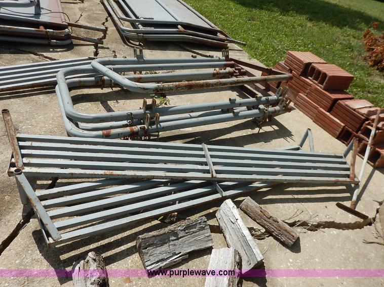 image for item J3813 Filson left handed crowding alley