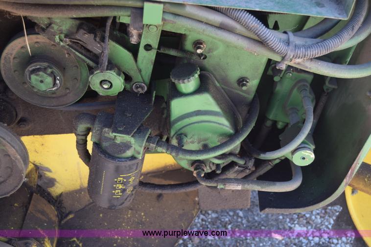 image for item J7975 John Deere 430 round baler