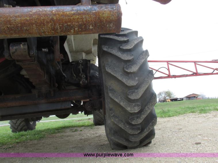 image for item K2109 1990 International 7100 self-propelled sprayer