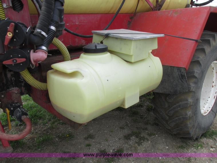 image for item K2109 1990 International 7100 self-propelled sprayer