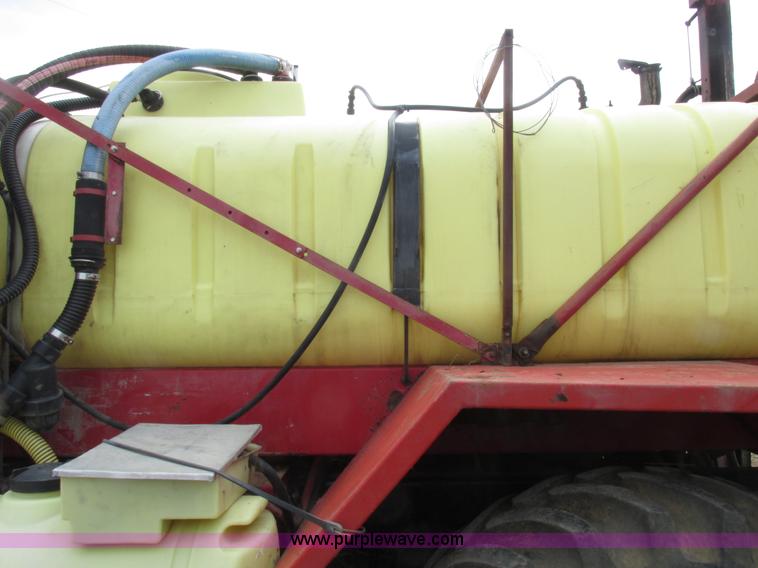 image for item K2109 1990 International 7100 self-propelled sprayer