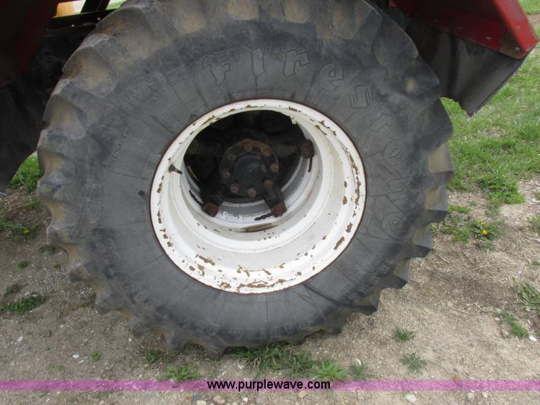 image for item K2109 1990 International 7100 self-propelled sprayer