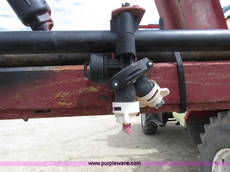 image for item K2109 1990 International 7100 self-propelled sprayer