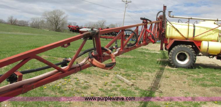 image for item K2109 1990 International 7100 self-propelled sprayer
