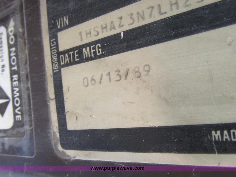 image for item K2109 1990 International 7100 self-propelled sprayer