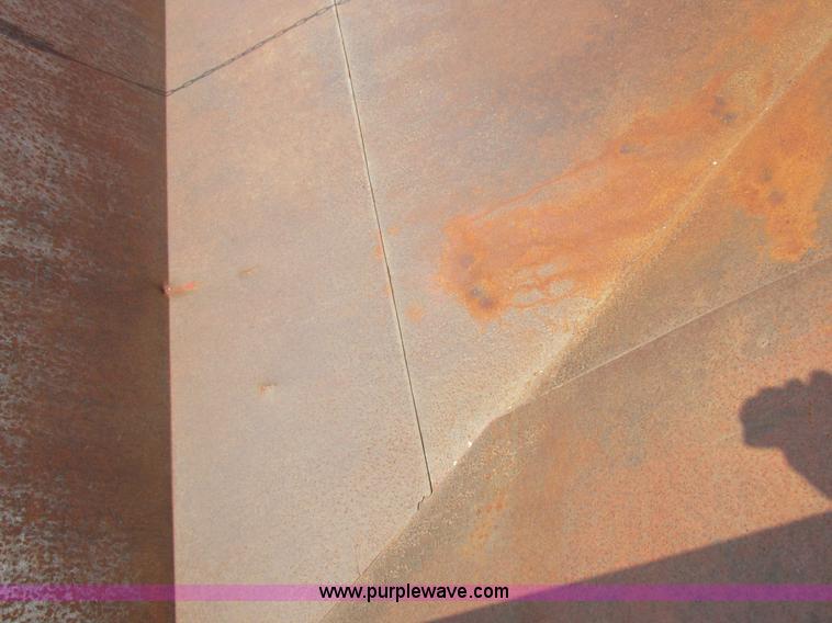 image for item K2173 1986 Chevrolet C70 grain truck