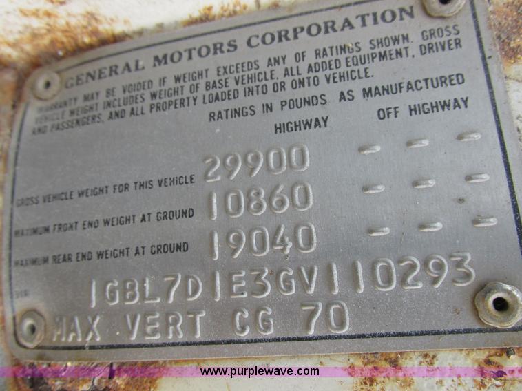 image for item K2173 1986 Chevrolet C70 grain truck