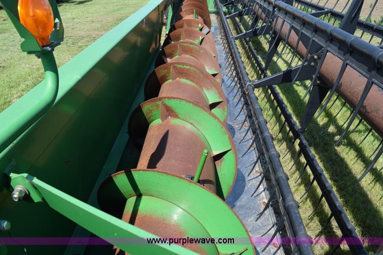 image for item K6088 2005 John Deere 630F flex head