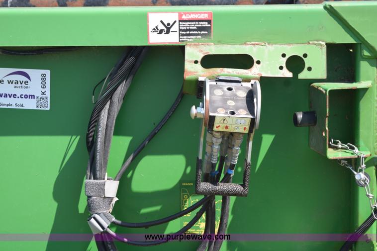 image for item K6088 2005 John Deere 630F flex head