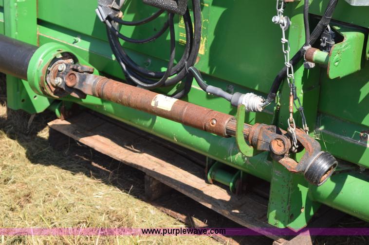 image for item K6088 2005 John Deere 630F flex head