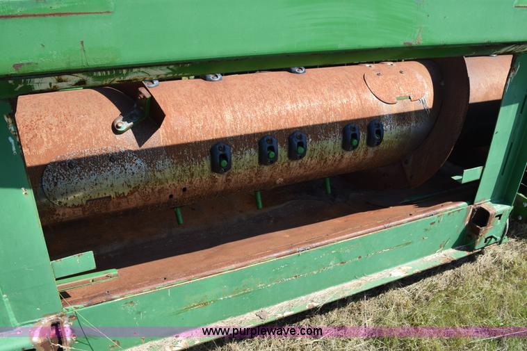 image for item K6088 2005 John Deere 630F flex head