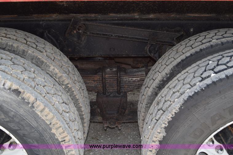 image for item K6098 1990 International 4900 grain truck