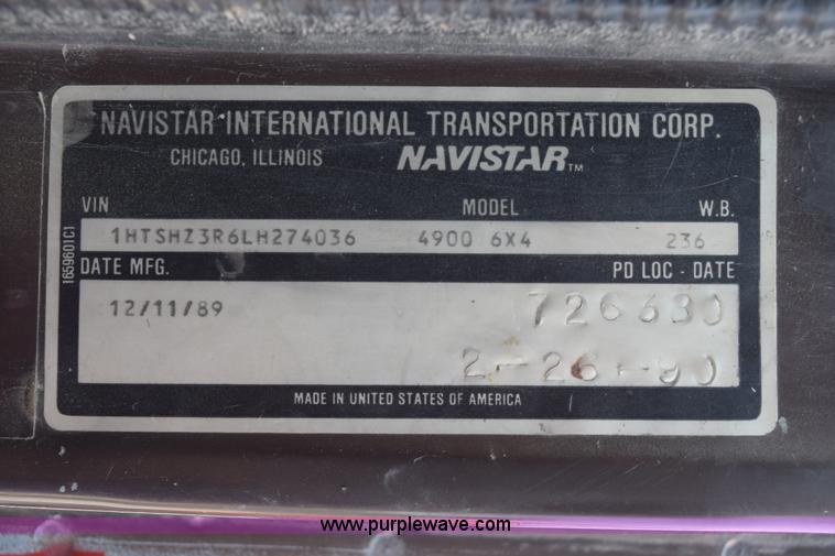 image for item K6098 1990 International 4900 grain truck