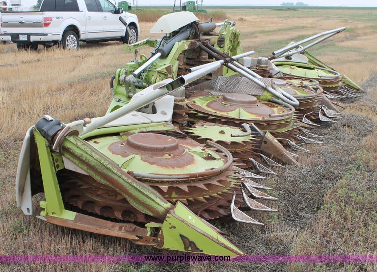 image for item L4318 2008 Claas Orbis 750 row crop head
