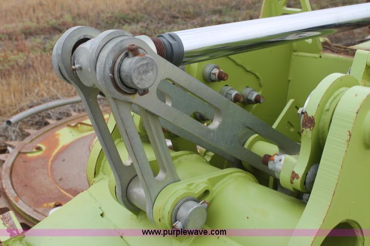 image for item L4318 2008 Claas Orbis 750 row crop head