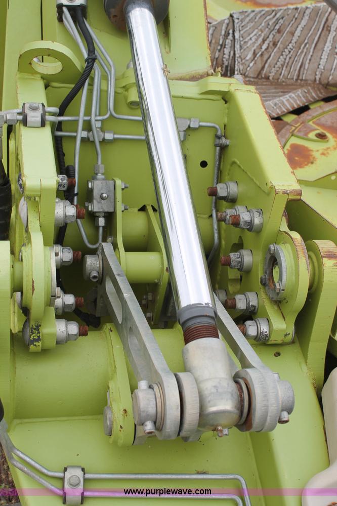 image for item L4318 2008 Claas Orbis 750 row crop head